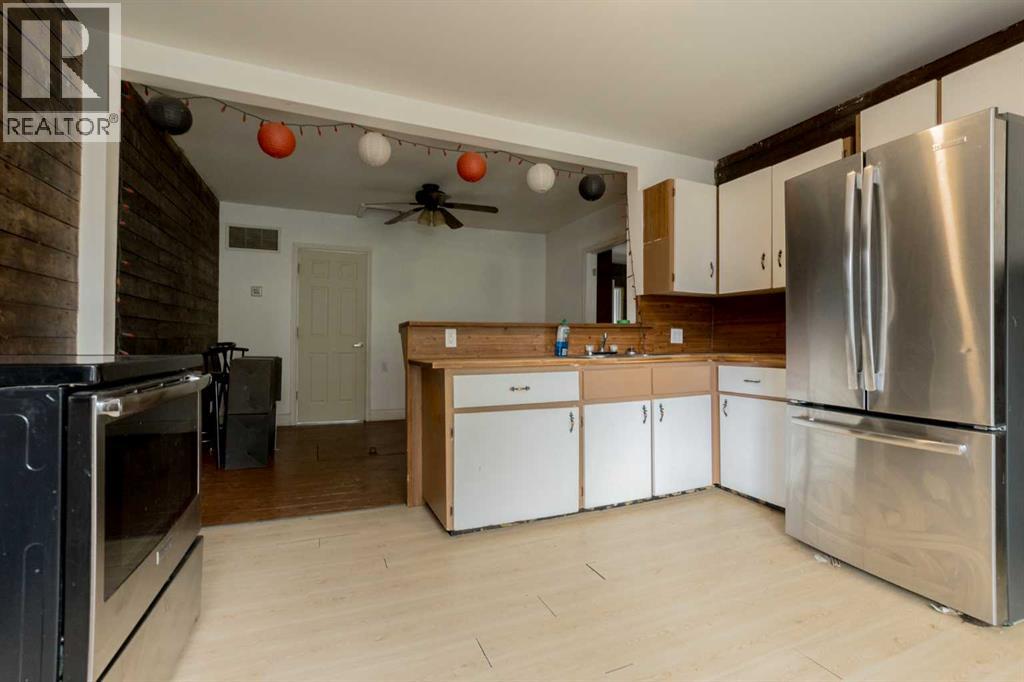 206 7th Street Property Photo 3