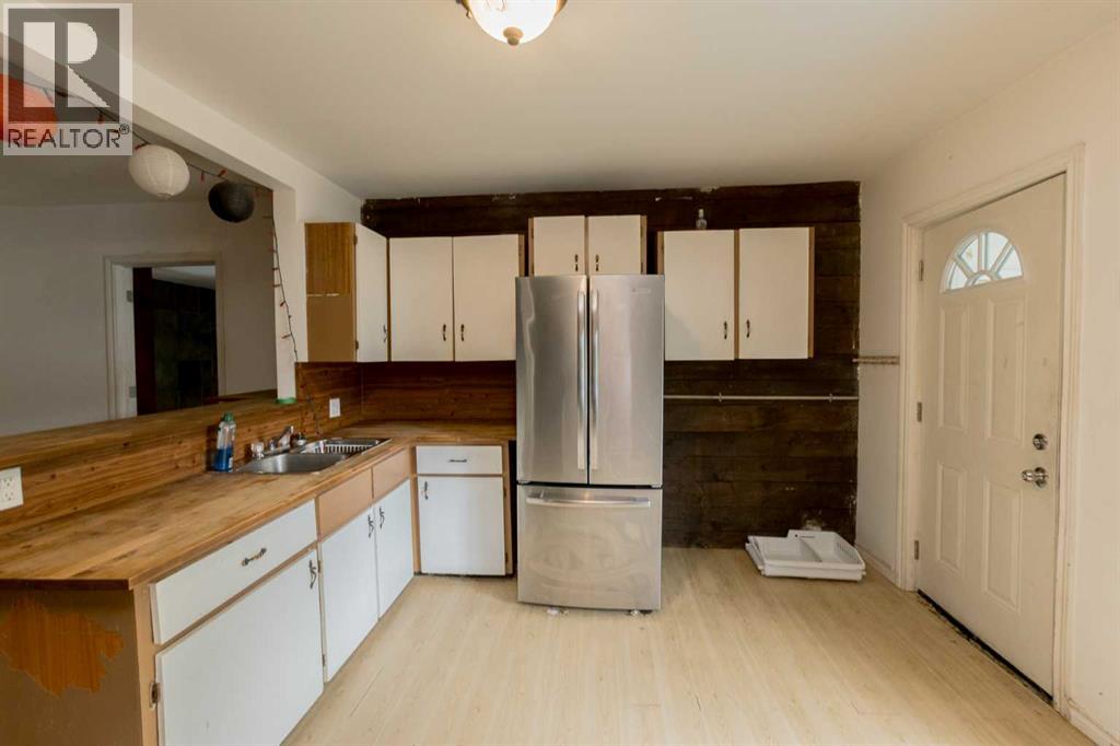 206 7th Street Property Photo 4