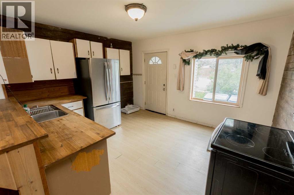 206 7th Street Property Photo 5
