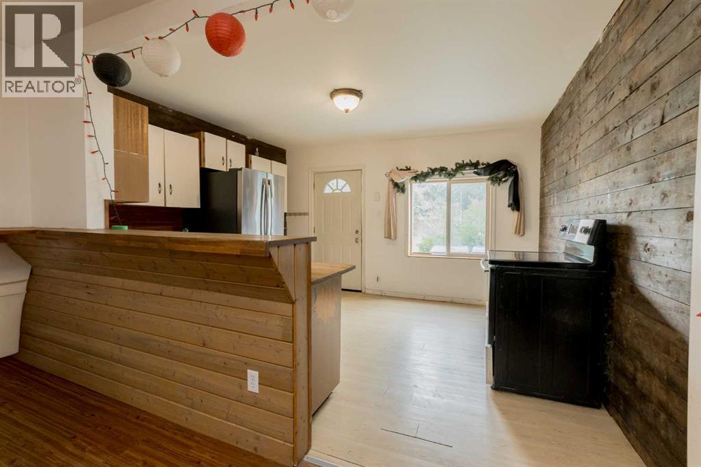 206 7th Street Property Photo 6