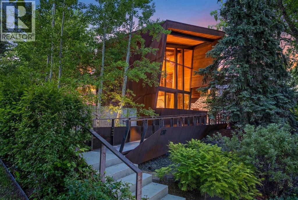 1308 Montreal Avenue Sw Property Photo 1