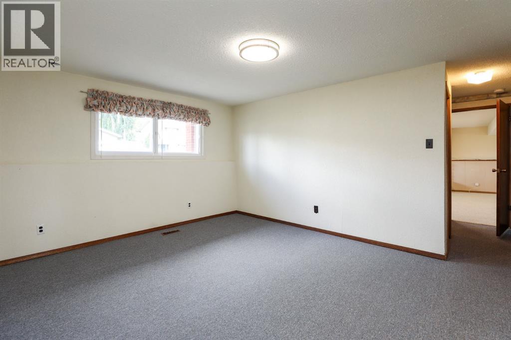 58 N 1a Street E Property Photo 26