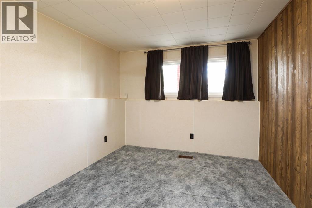 58 N 1a Street E Property Photo 31