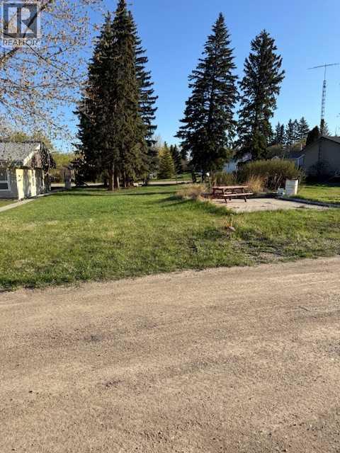 519 4 Avenue Property Photo 3
