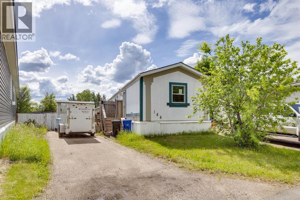 144 Grecian Place Property Photo 1