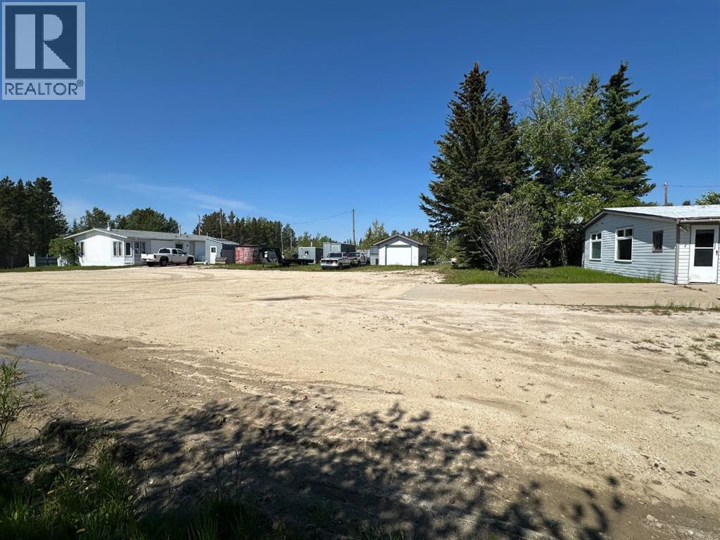 5132 Swan Crescent Property Photo 13