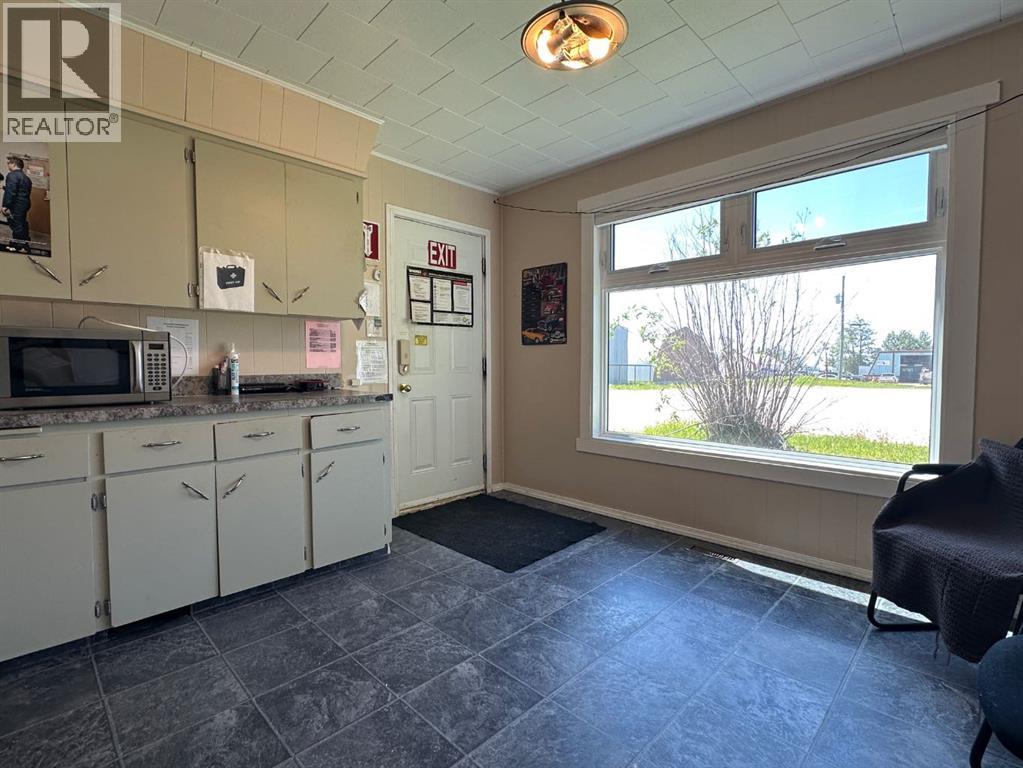 5132 Swan Crescent Property Photo 15