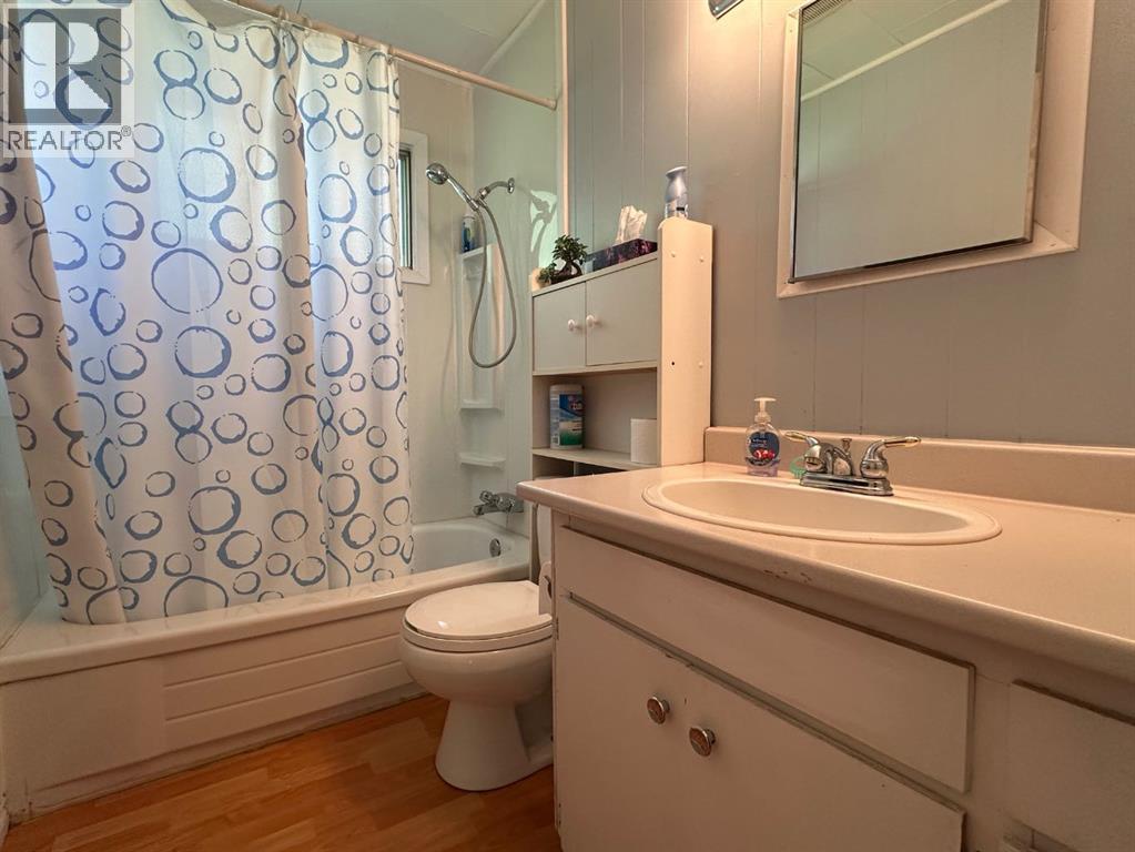 5132 Swan Crescent Property Photo 19