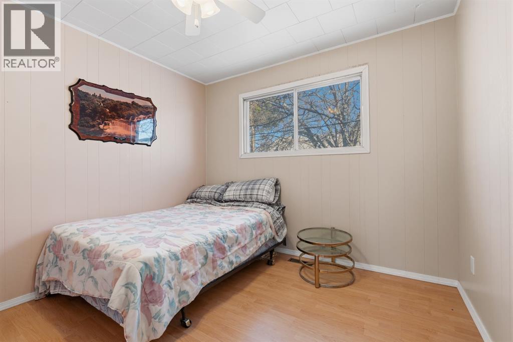 5132 Swan Crescent Property Photo 32