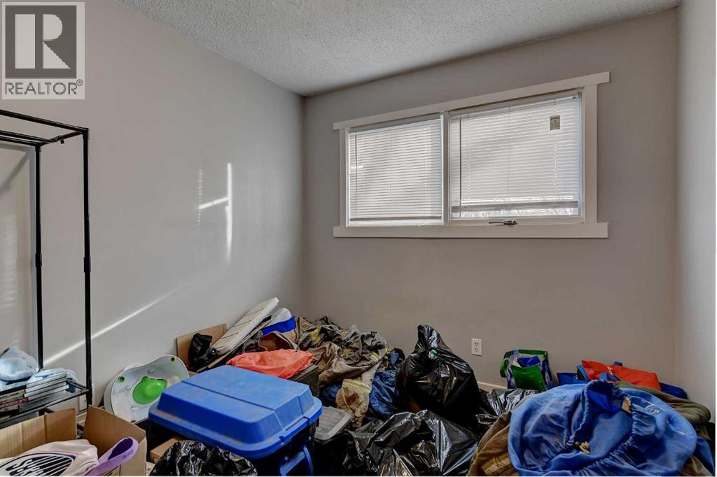 9809 98 Avenue Property Photo 13