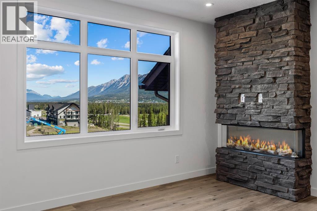 10 Cascade Ridge Property Photo 24