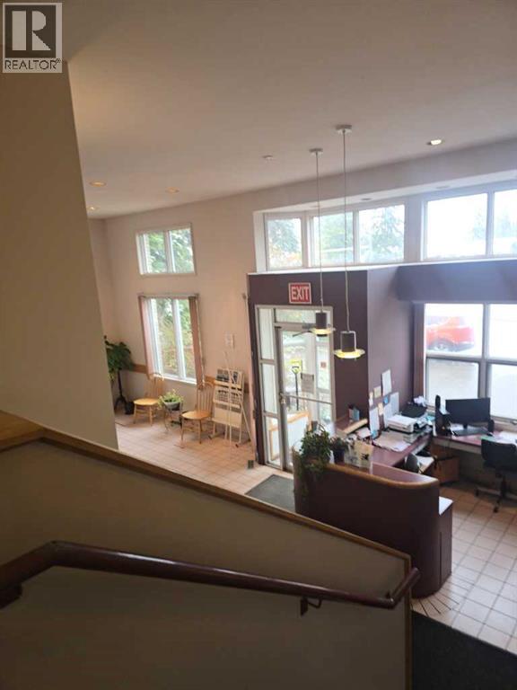 4131 Bow Trail Sw Property Photo 9
