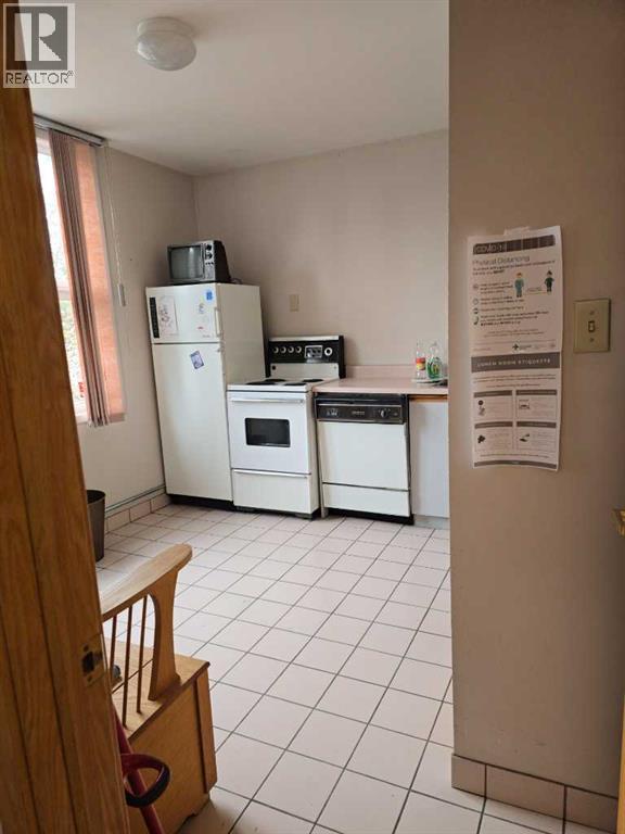 4131 Bow Trail Sw Property Photo 10