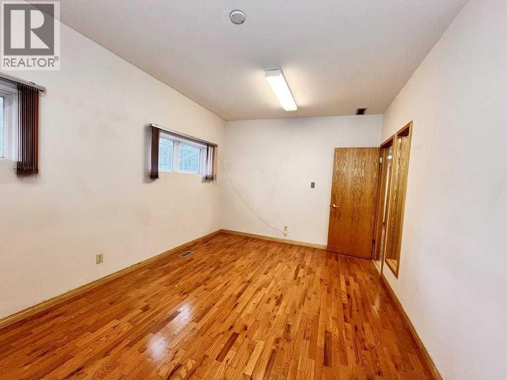 4131 Bow Trail Sw Property Photo 19