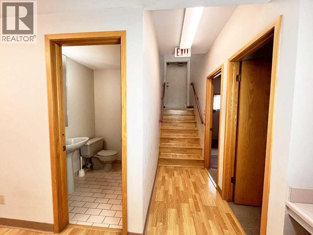 4131 Bow Trail Sw Property Photo 20