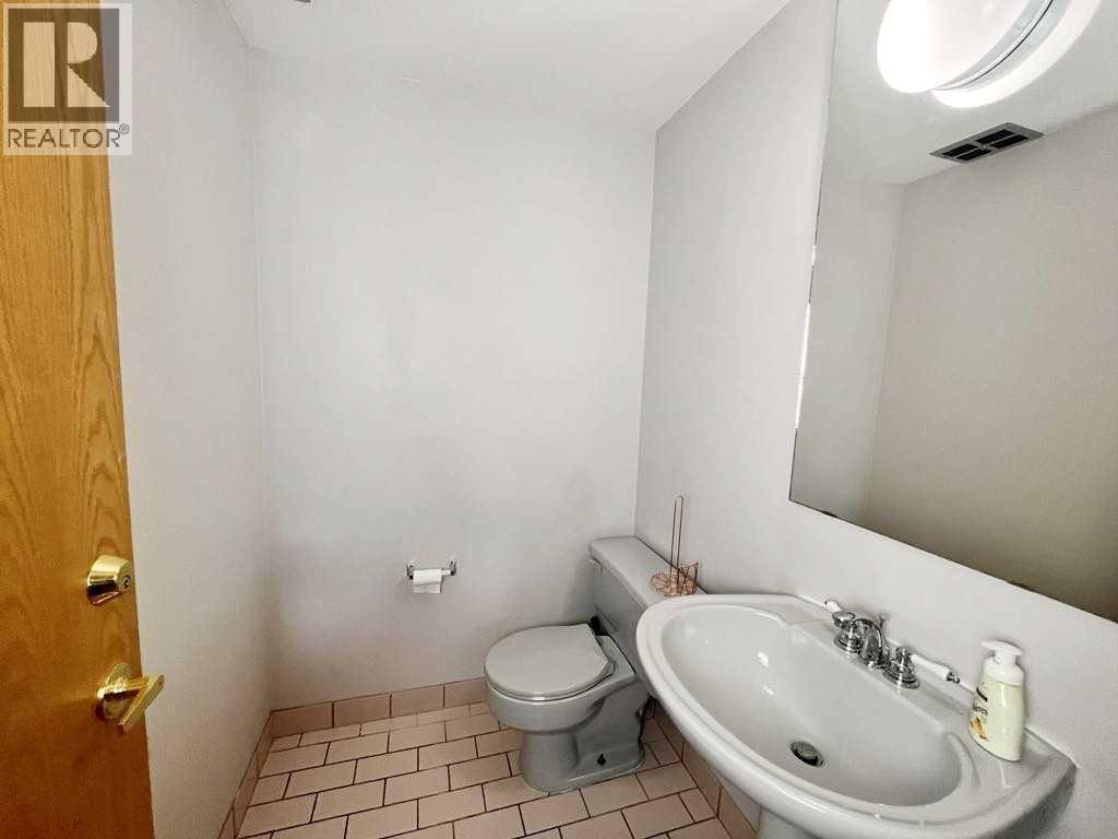 4131 Bow Trail Sw Property Photo 22