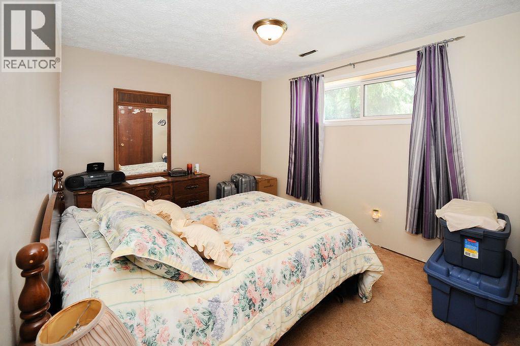 6606 44 Avenue Property Photo 17