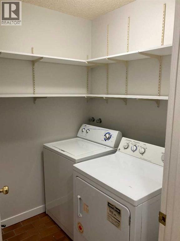 2457 22a Street Nw Property Photo 25