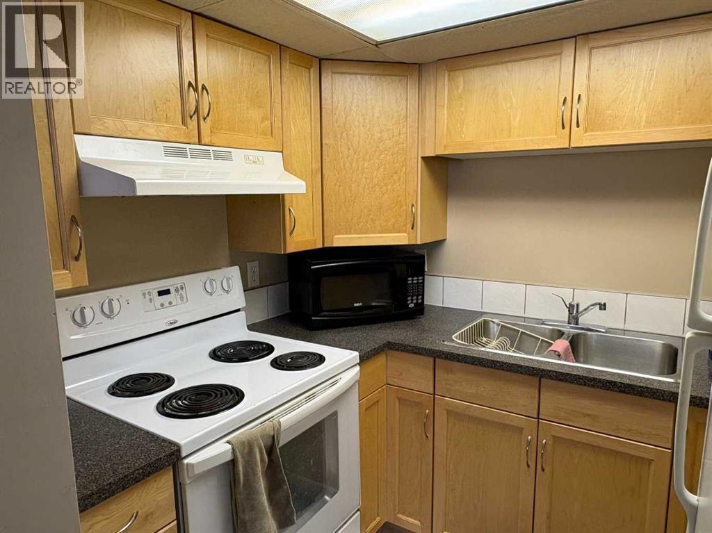 2457 22a Street Nw Property Photo 33