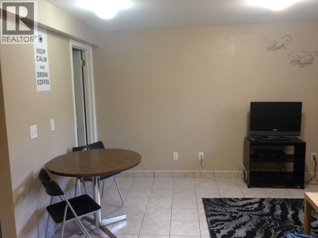 2457 22a Street Nw Property Photo 35