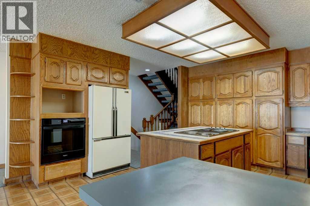 1921 6 Street Se Property Photo 7