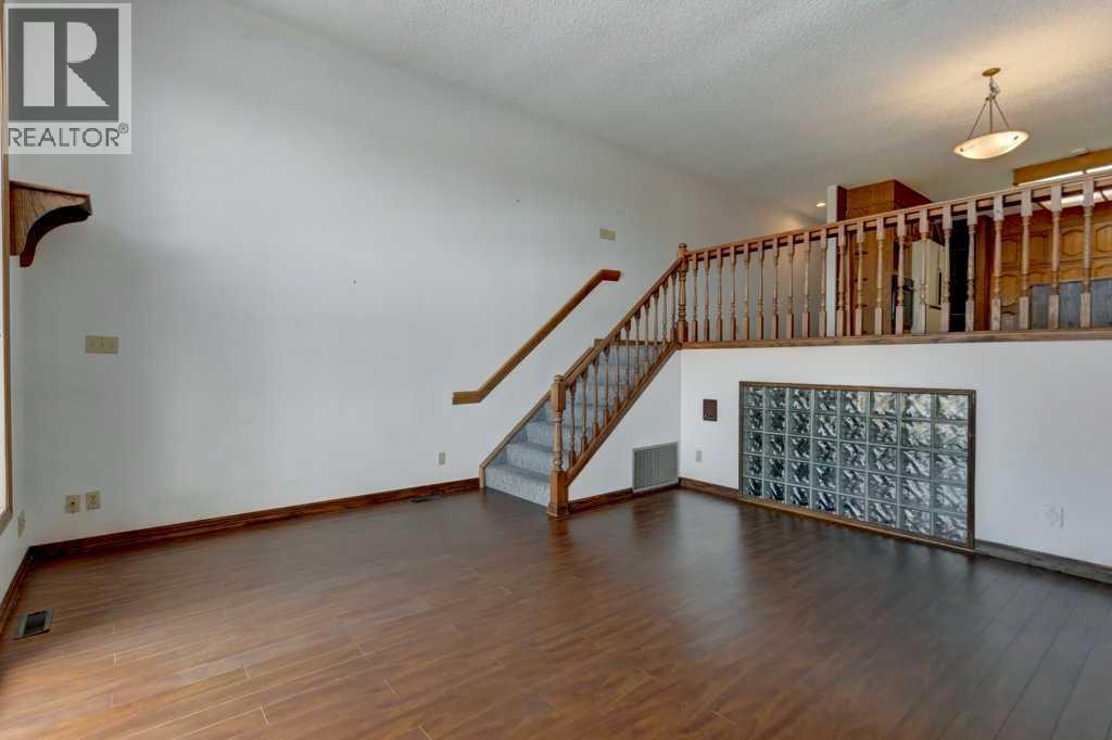 1921 6 Street Se Property Photo 12