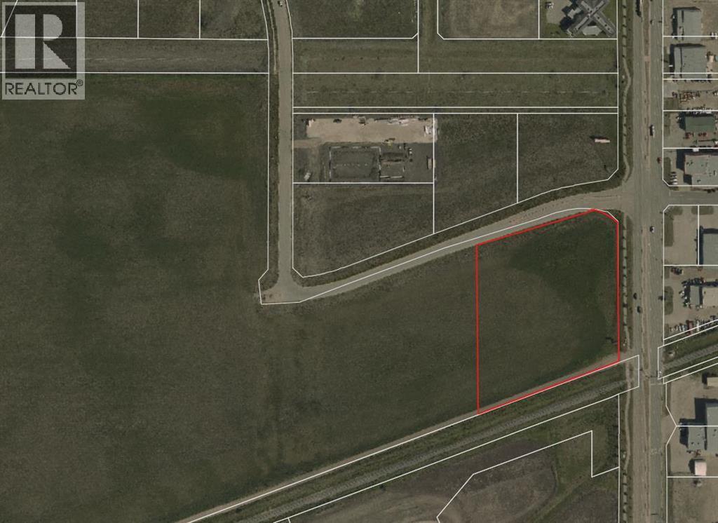 11601 Railway Avenue Property Photo 4