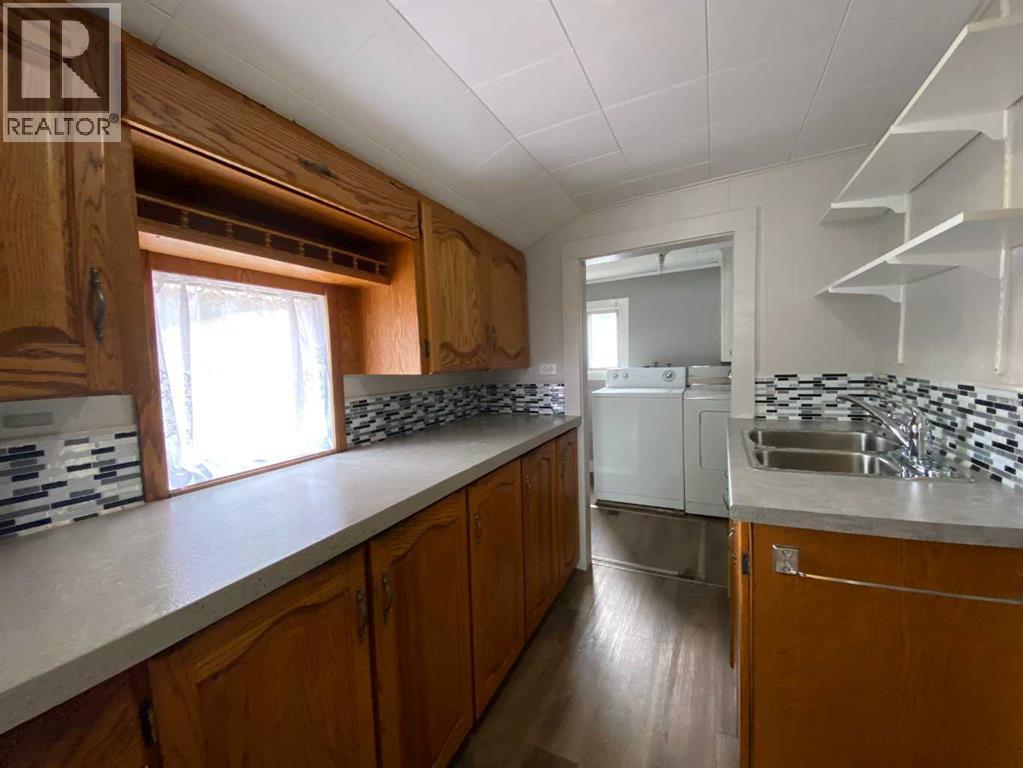 705 227 Street Property Photo 8