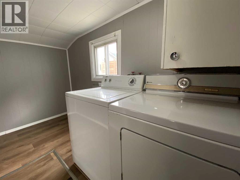 705 227 Street Property Photo 14