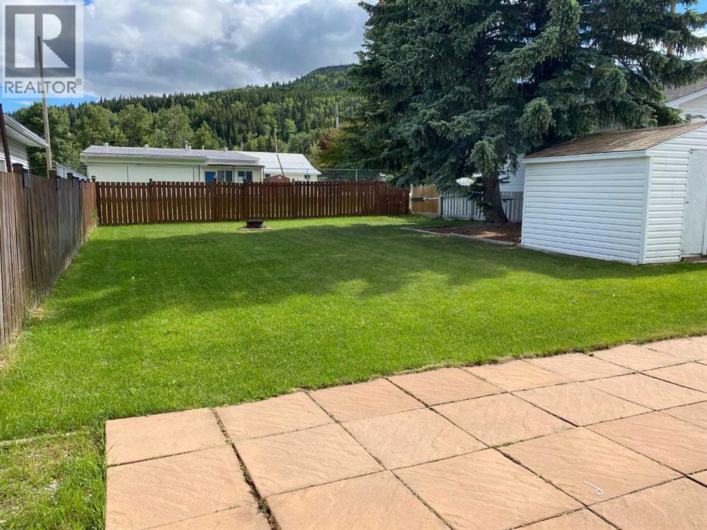 705 227 Street Property Photo 23