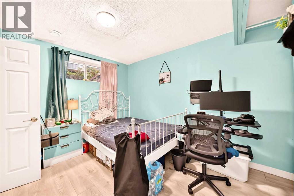 100 Walgrove Court Southeast Property Photo 17