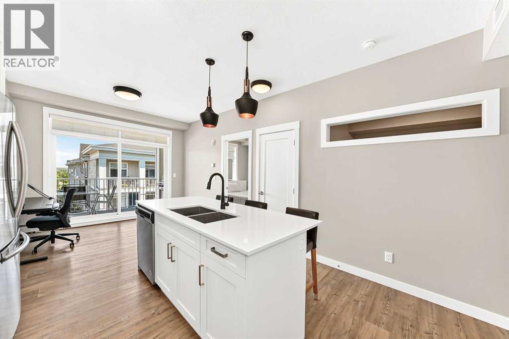 300 Auburn Meadows Common Southeast Property Photo 8