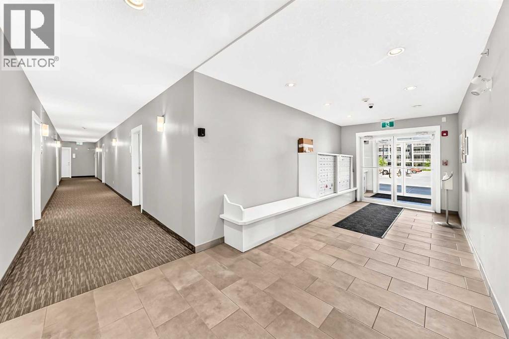 300 Auburn Meadows Common Southeast Property Photo 33