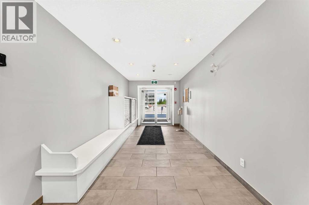 300 Auburn Meadows Common Southeast Property Photo 34