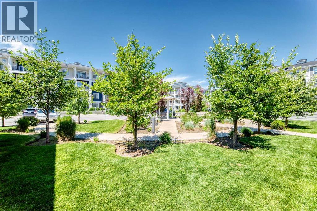 300 Auburn Meadows Common Southeast Property Photo 41
