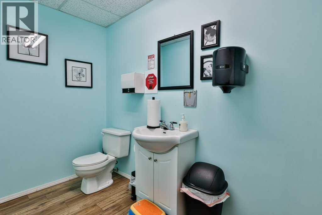 5224 48 Avenue Property Photo 25
