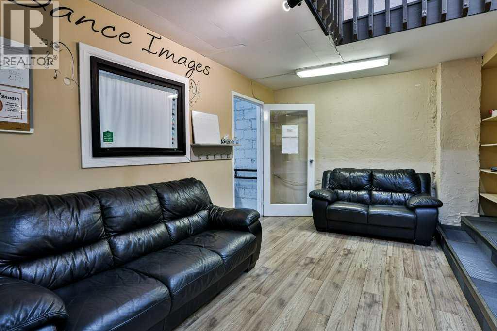 5224 48 Avenue Property Photo 26