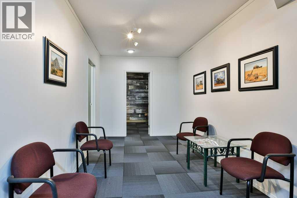 5224 48 Avenue Property Photo 33