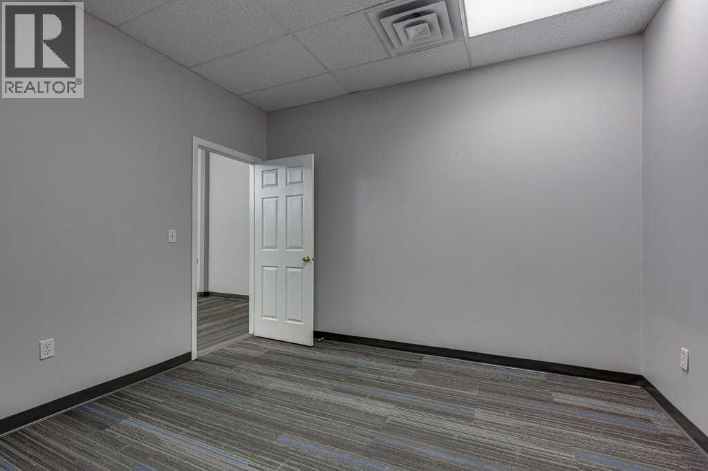 4807 50 Avenue Property Photo 9