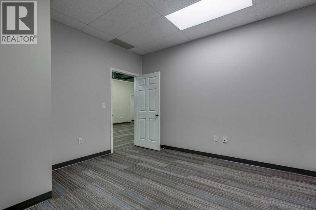 4807 50 Avenue Property Photo 12