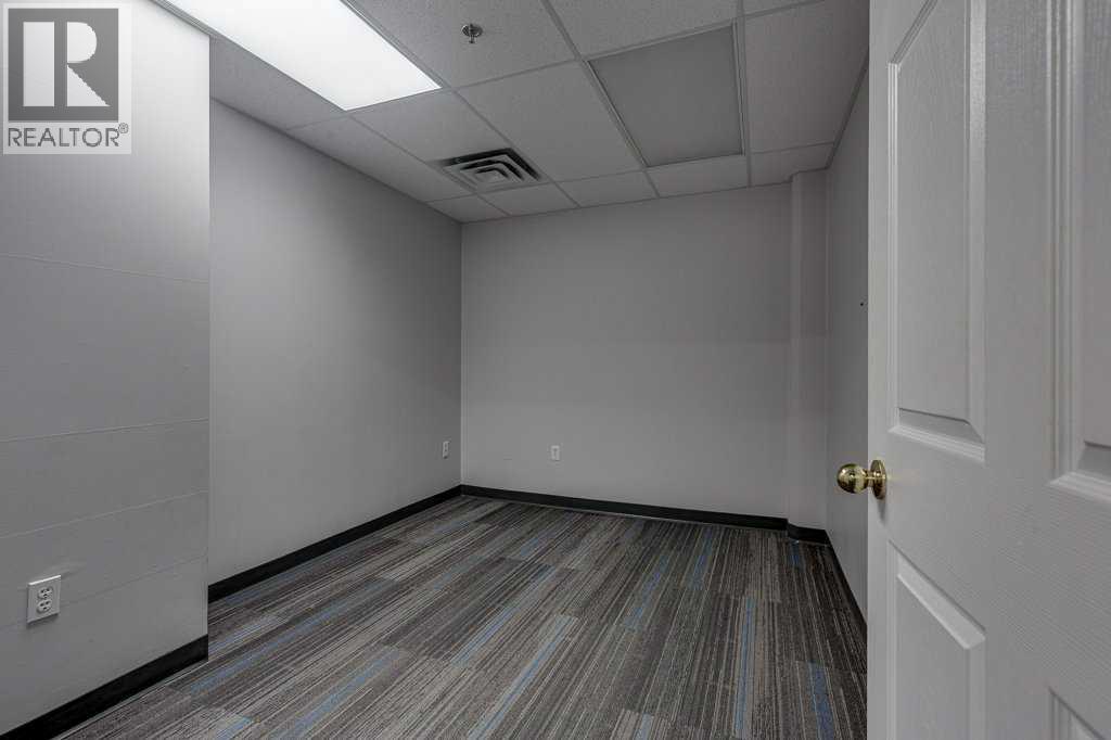 4807 50 Avenue Property Photo 16