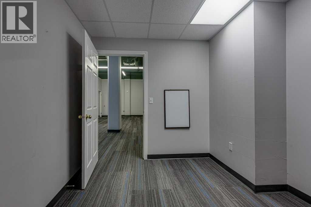 4807 50 Avenue Property Photo 17