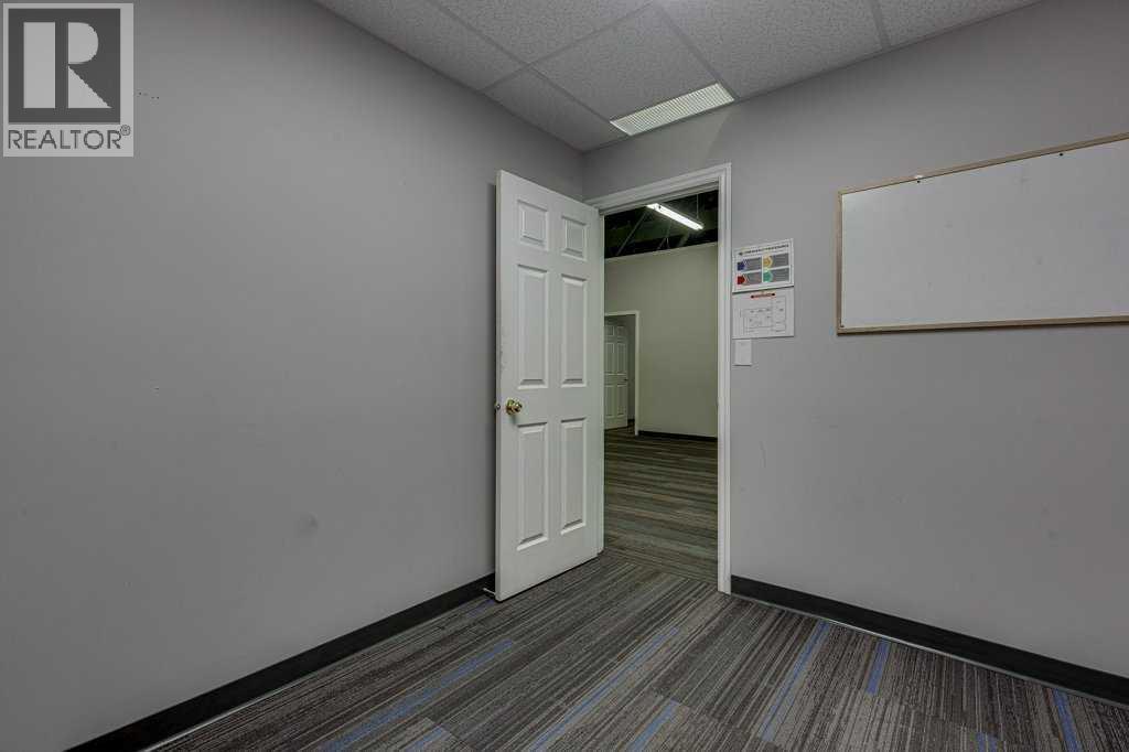 4807 50 Avenue Property Photo 32