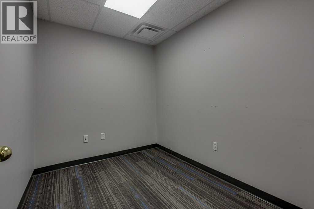 4807 50 Avenue Property Photo 33
