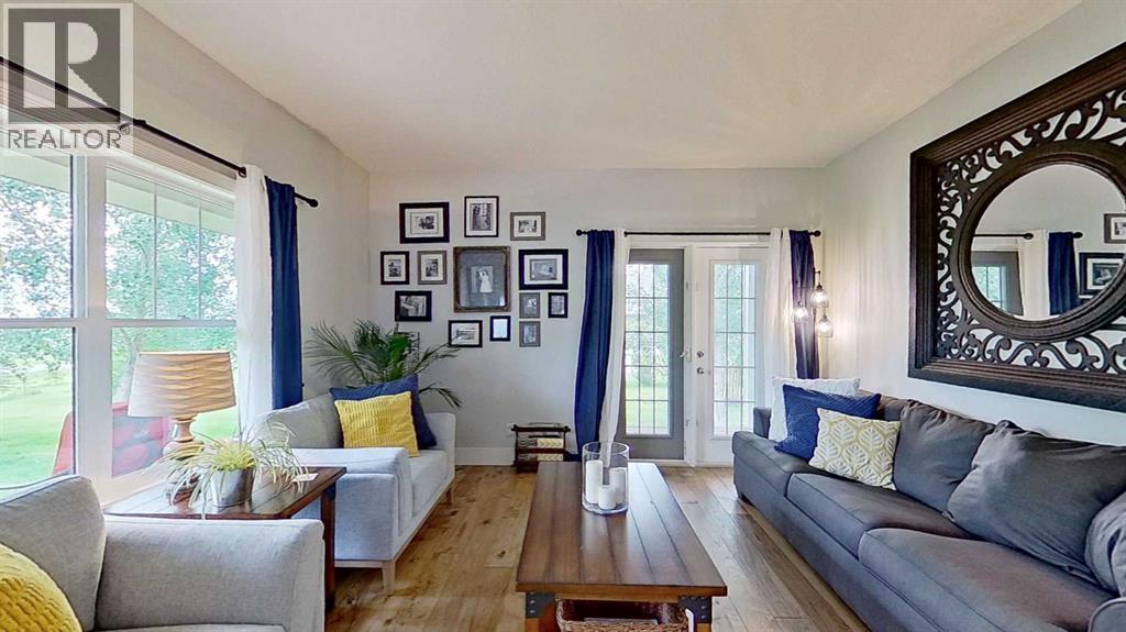 33049 Range Road 12 Property Photo 4