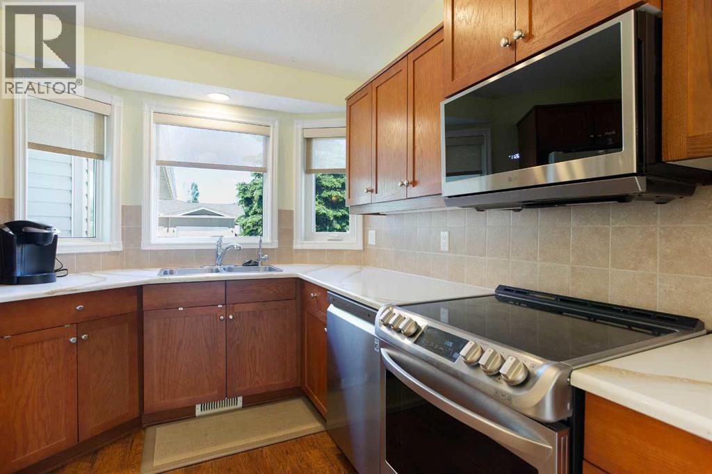 612 Riverside Boulevard Nw Property Photo 8