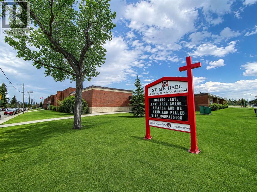 1433 43 Street Sw Property Photo 13
