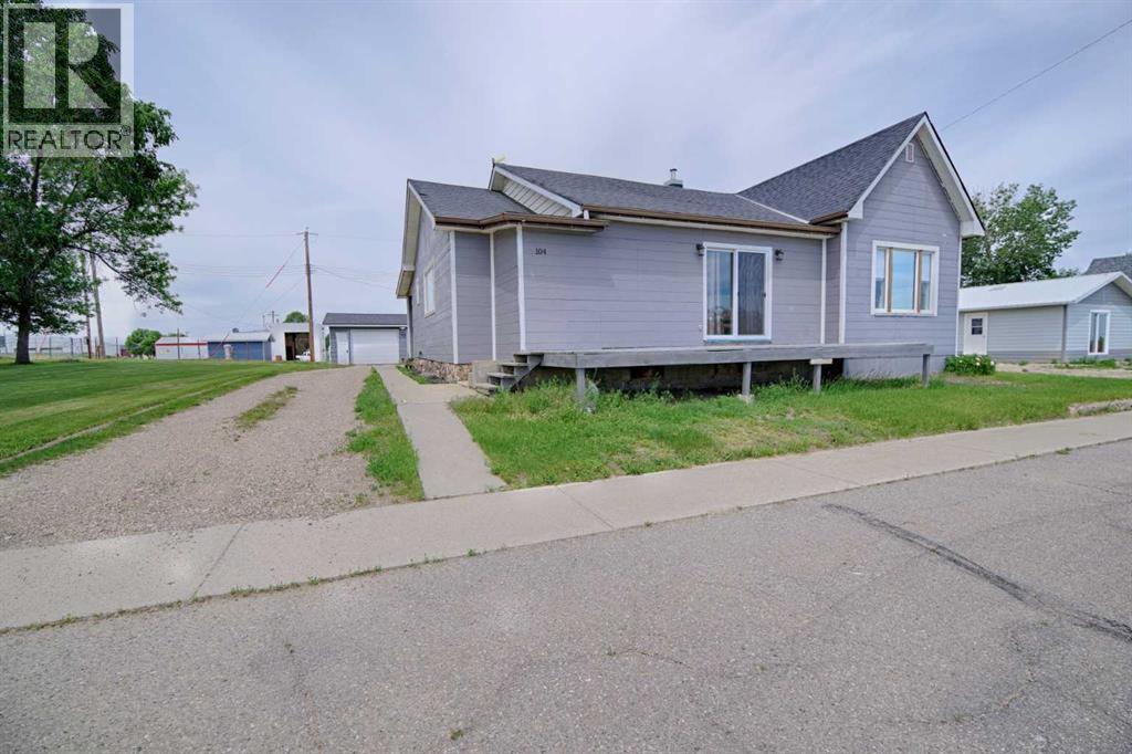 104 Retzke Street Property Photo 1