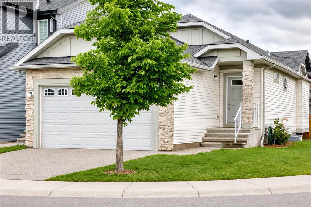 194 Walgrove Terrace Se Property Photo 2