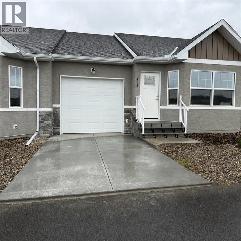 419 Meadowlark Way Property Photo 3